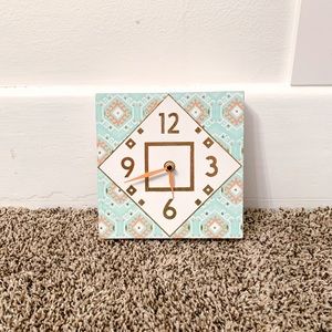 NWT decorative clock